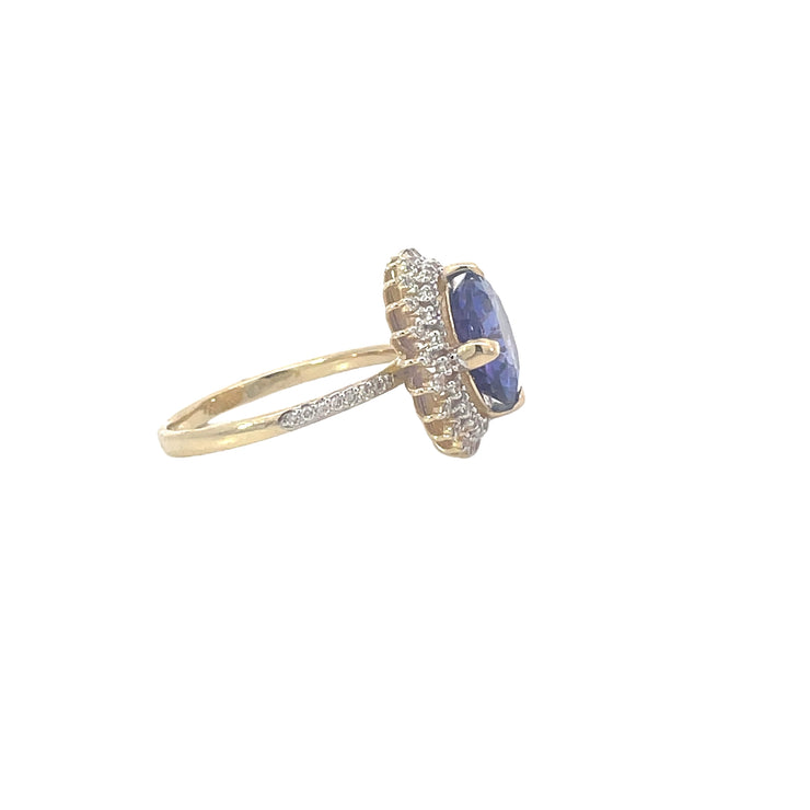 Yellow Gold Tanzanite Diamond Ring