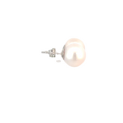 Pearl Earring